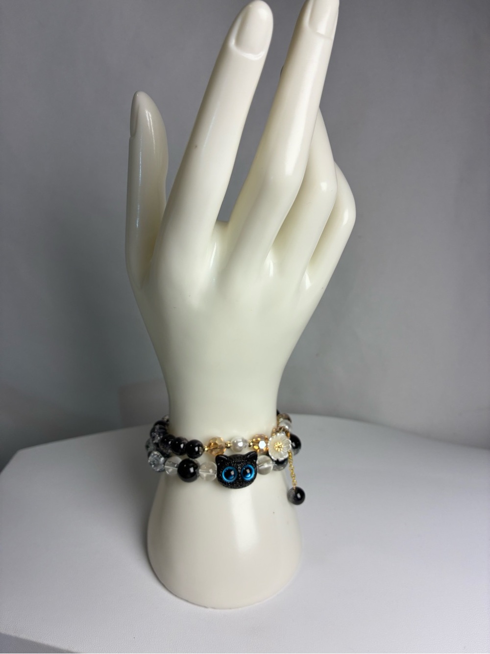 Black Cat Beaded Cat Bracelet with Pearl & Gold Accents